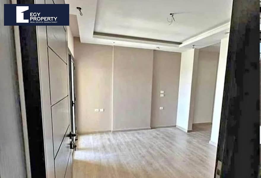 6 c4780dbc-faf7-4447-8b74-7039a6e92a25. jpg