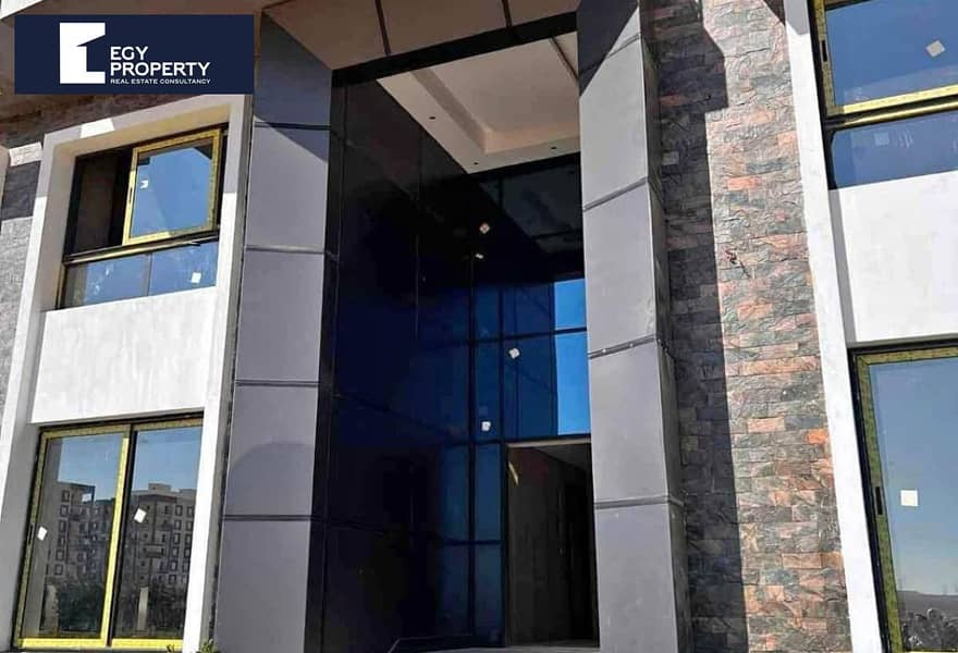 9 b923e7ef-69d2-43fe-9cb3-e628d45a6578. jpg