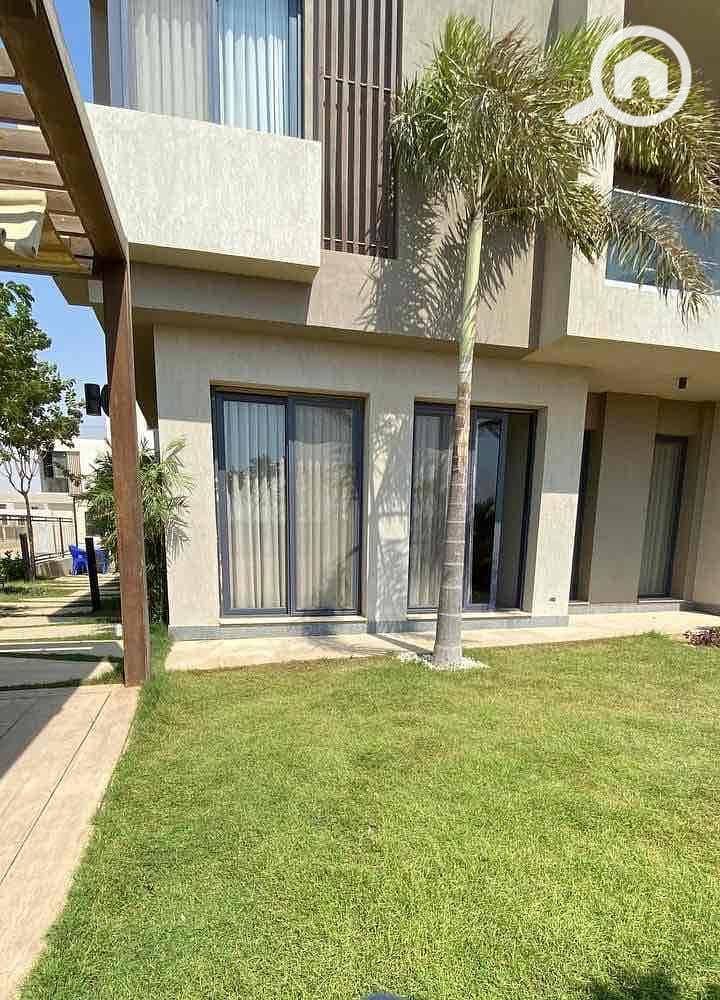 3 36fa538c-681d-44d6-80c8-e09862d78e9d. jpg