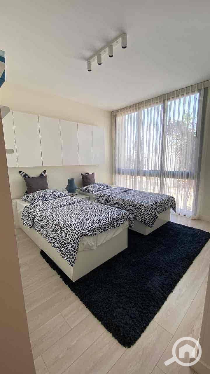 11 6041a890-6e49-458b-a284-463fa48558ac. jpg