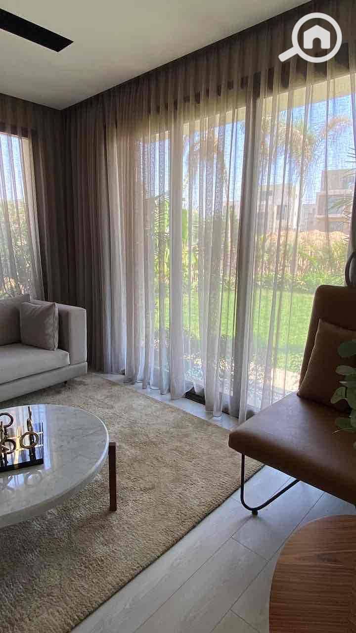 13 992c5d89-4980-467d-93fa-8b3a50d043db. jpg