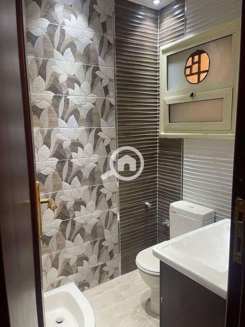 10 d7647eab-fa5b-4831-aafb-e1e7a68f9bbb. jpg