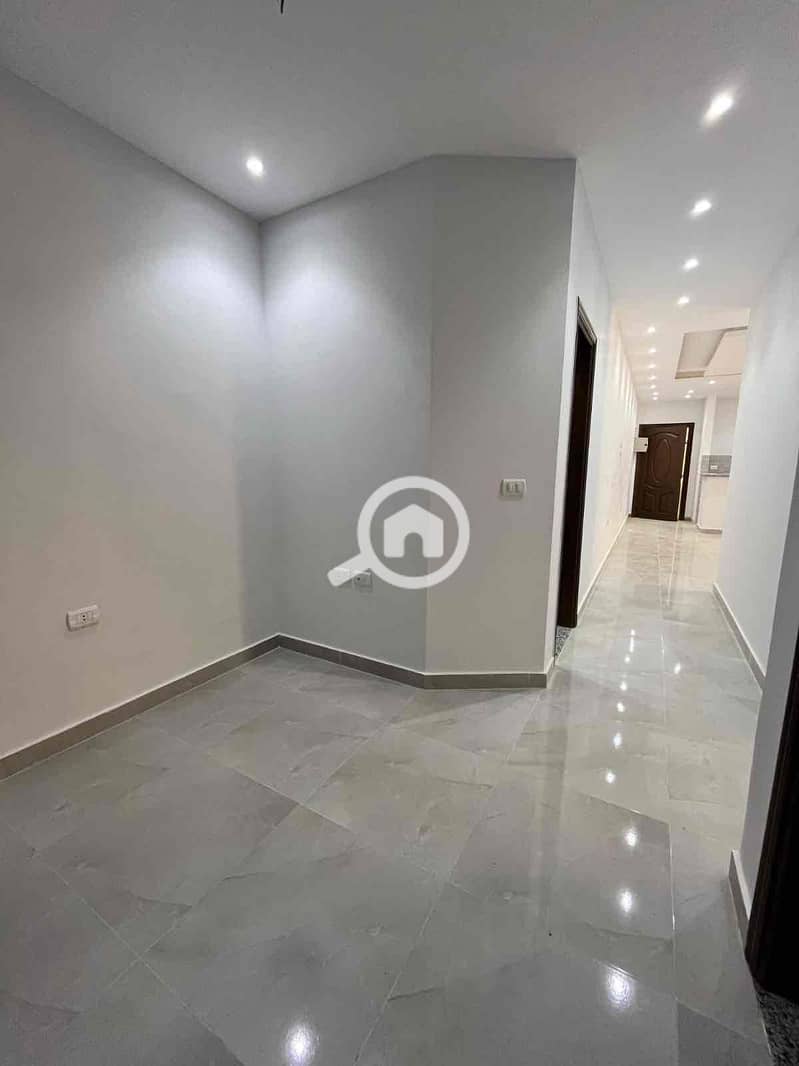 3 8da622ec-3aba-40e0-bbc7-3dc65c9bb4fc. jpg