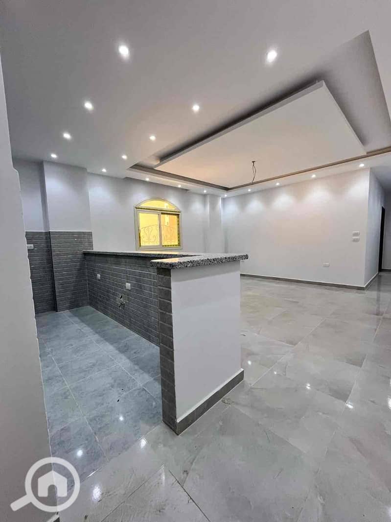 10 26327d68-6461-4af7-a01c-a71cc48b3756. jpg