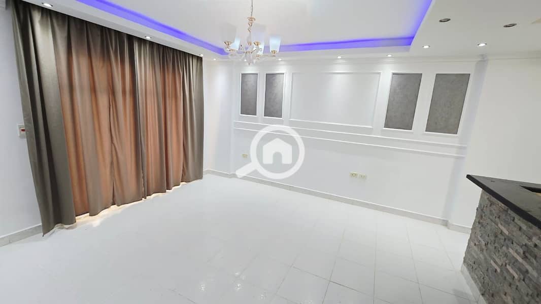 4 dc32325f-b476-40c2-9f84-64c62b60ad34. jpg