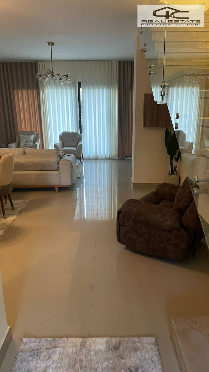 3 WhatsApp Image 2025-10-23 at 02.48. 37. jpeg