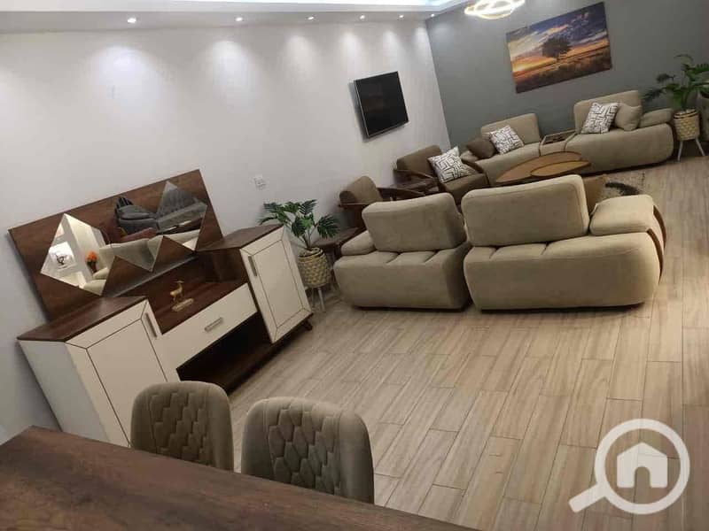 7 c466ee68-afc1-447f-8fac-f400ad7bb5b4. jpg