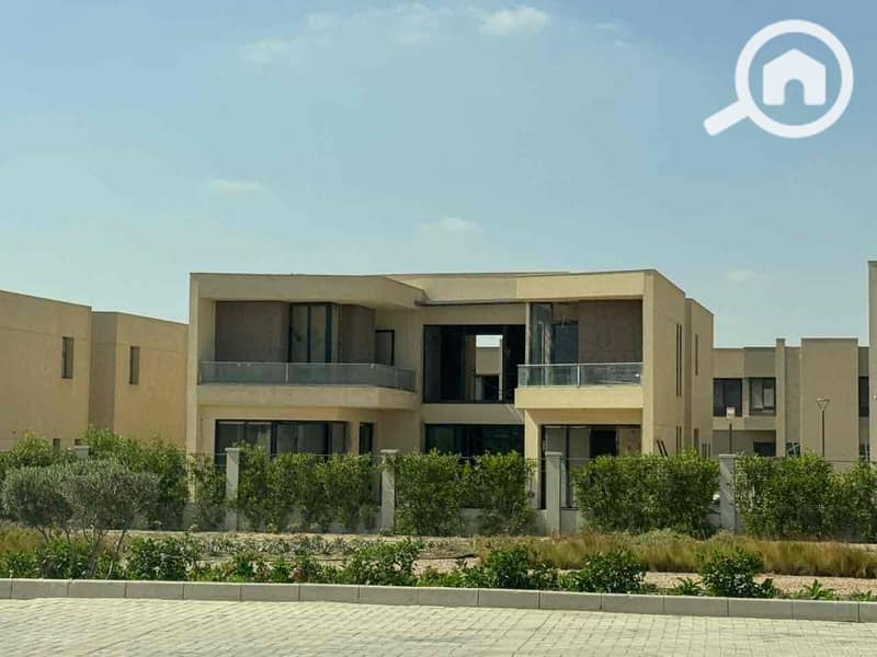 10 a1891f12-25ff-4e0e-8429-0e7c1b764c90. jpg