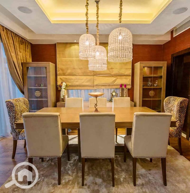 10 d303e62c-e4f8-4fe1-b2c4-38dba5b17707. jpg