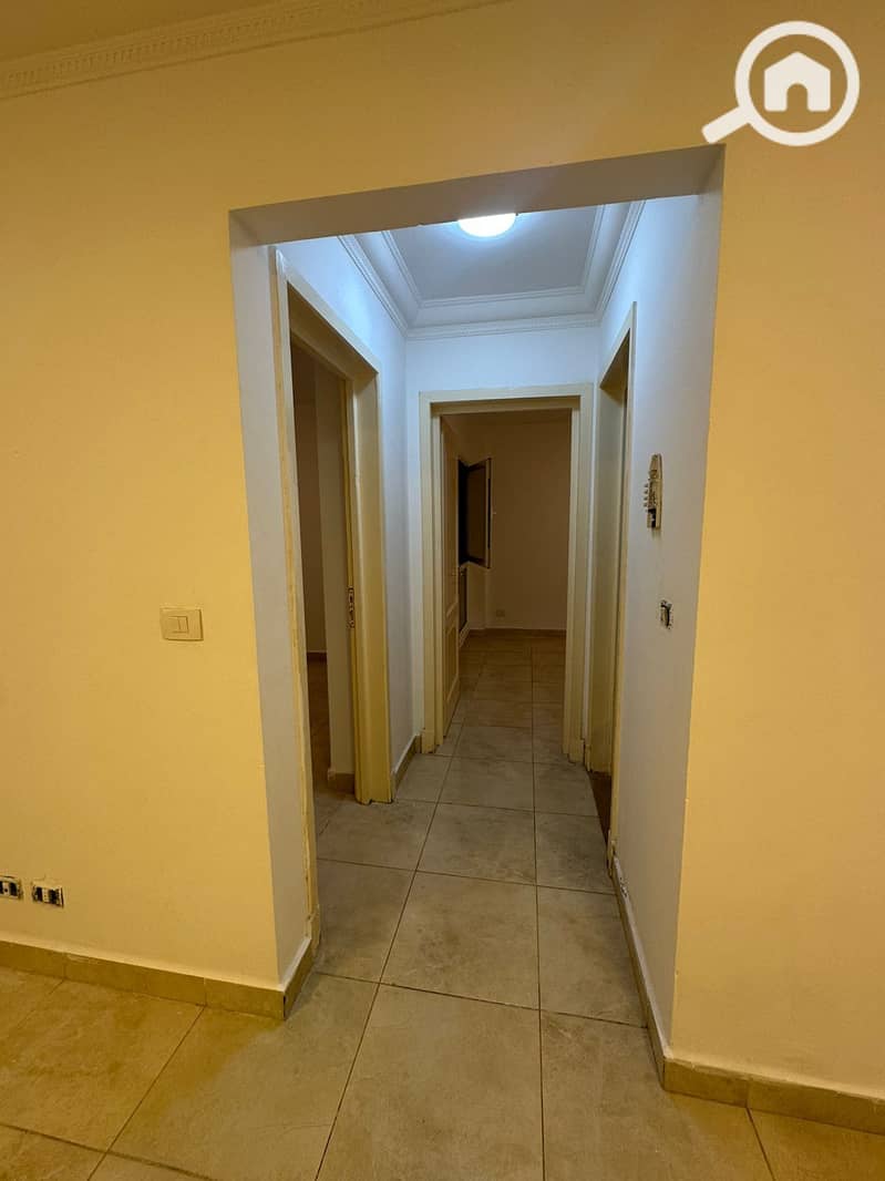 7 8e41da52-d859-4c48-945d-49402fd36296. jpg