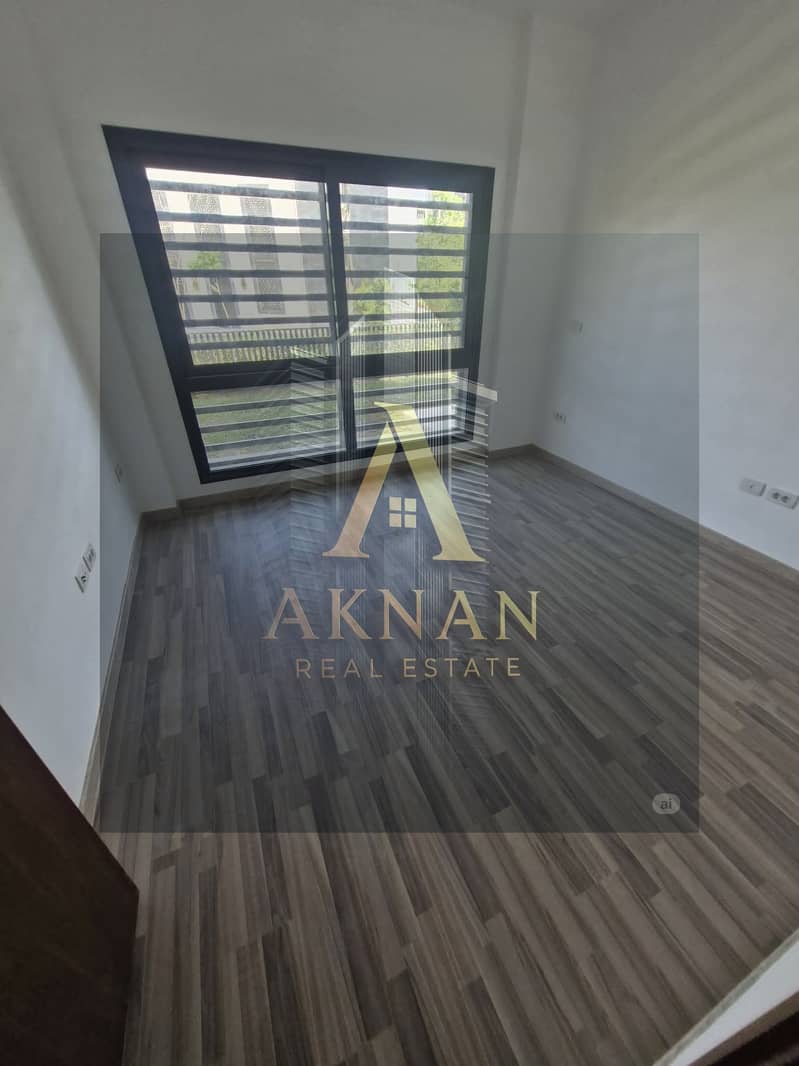 4 WhatsApp Image 2025-10-24 at 15.14. 20 (2). jpeg