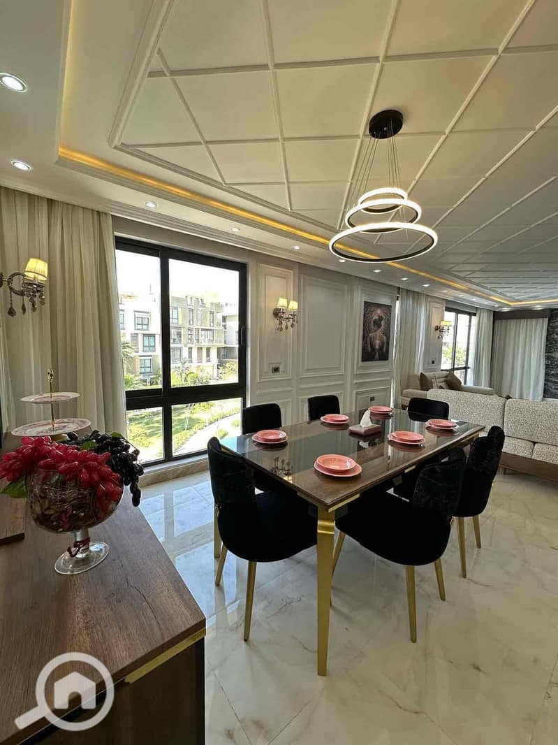 4 6164273e-8cd4-4c31-8094-46812818e32c. jpg