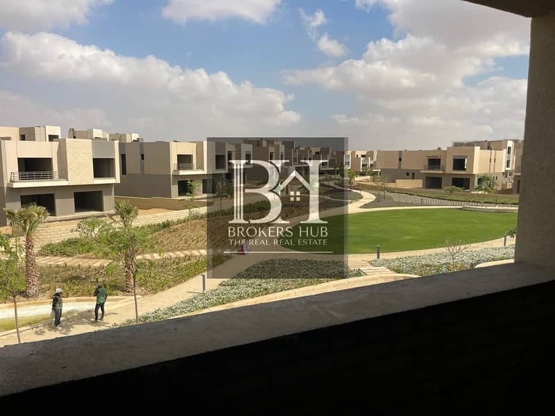 3 027c4648-403e-40a2-9360-399a3f34b7ba. jpeg