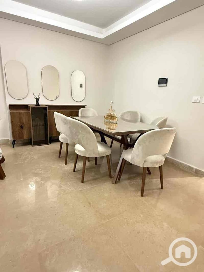 21 b2d5c355-0034-4cc0-90d0-7c50ac9f2a30. jpg