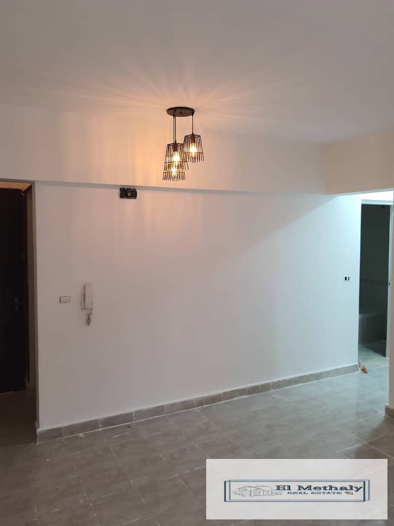 3 c15cff17-2278-4c9f-afb1-deada2e3e33b. jpg