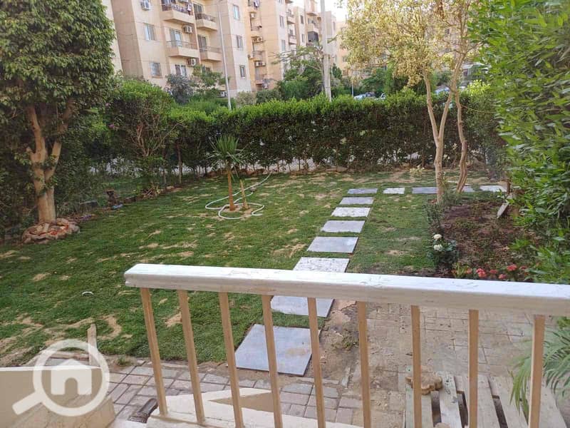 8 ed36295f-5e29-4ec4-a57d-b874c4e9c370. jpg