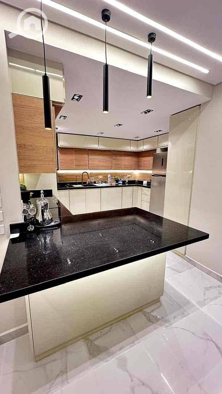 9 9e70cd36-a901-4f00-83d3-e12c09d1d79a. jpg