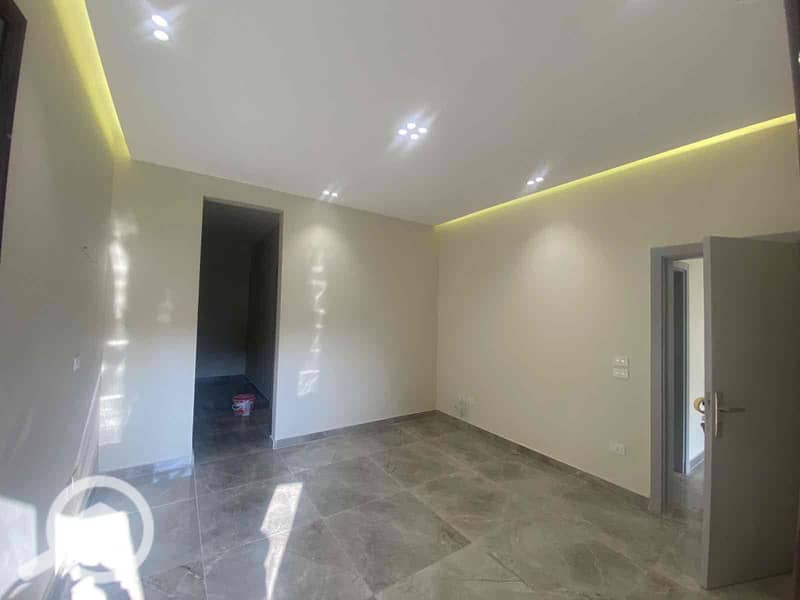 6 6df61f32-fb5b-425c-a123-01f2bd226e33. jpg