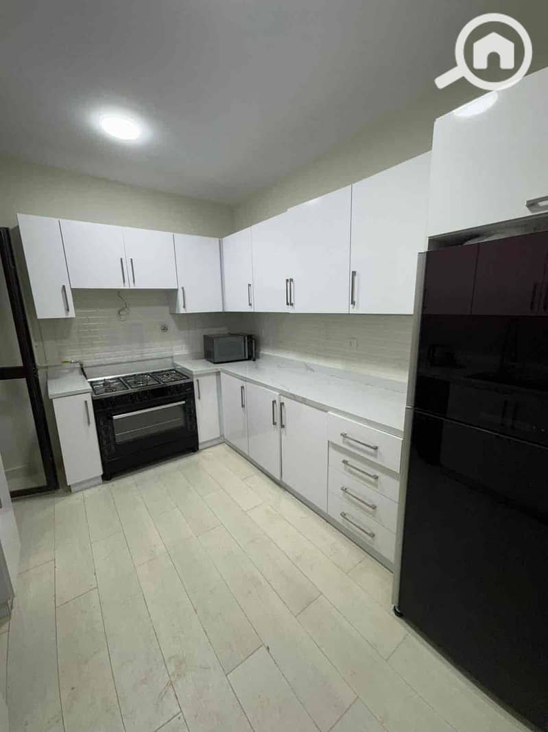 9 839ed521-7f7f-4286-9e20-b2657d272169. jpg