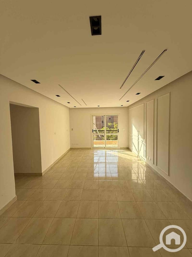 3 d0eeefd4-6567-4ee3-be16-b07404e9a17b. jpg