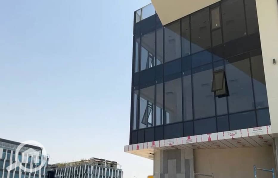 5 WhatsApp Image 2025-06-21 at 12.12. 53 PM_1400x900. jpg