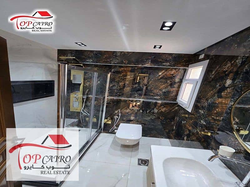 10 WhatsApp Image 2025-10-24 at 4.59. 05 PM_800x600. jpg