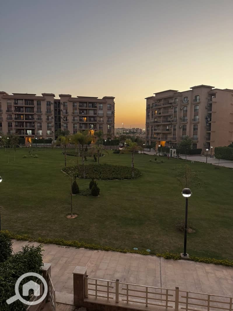 2 e6a5b9e5-3647-49a6-9376-332ac62998fa. jpeg