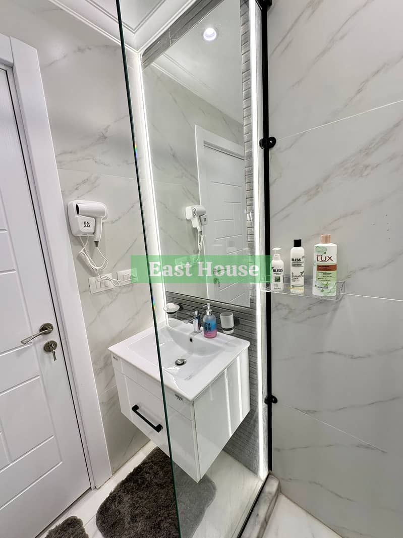 6 WhatsApp Image 2025-10-24 at 16.32. 01 (1). jpeg