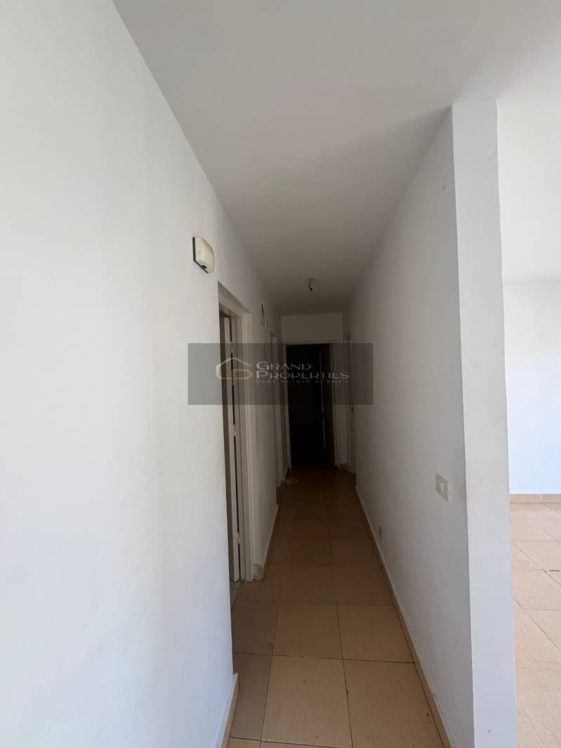 2 WhatsApp Image 2025-10-24 at 15.05. 05 (1). jpeg