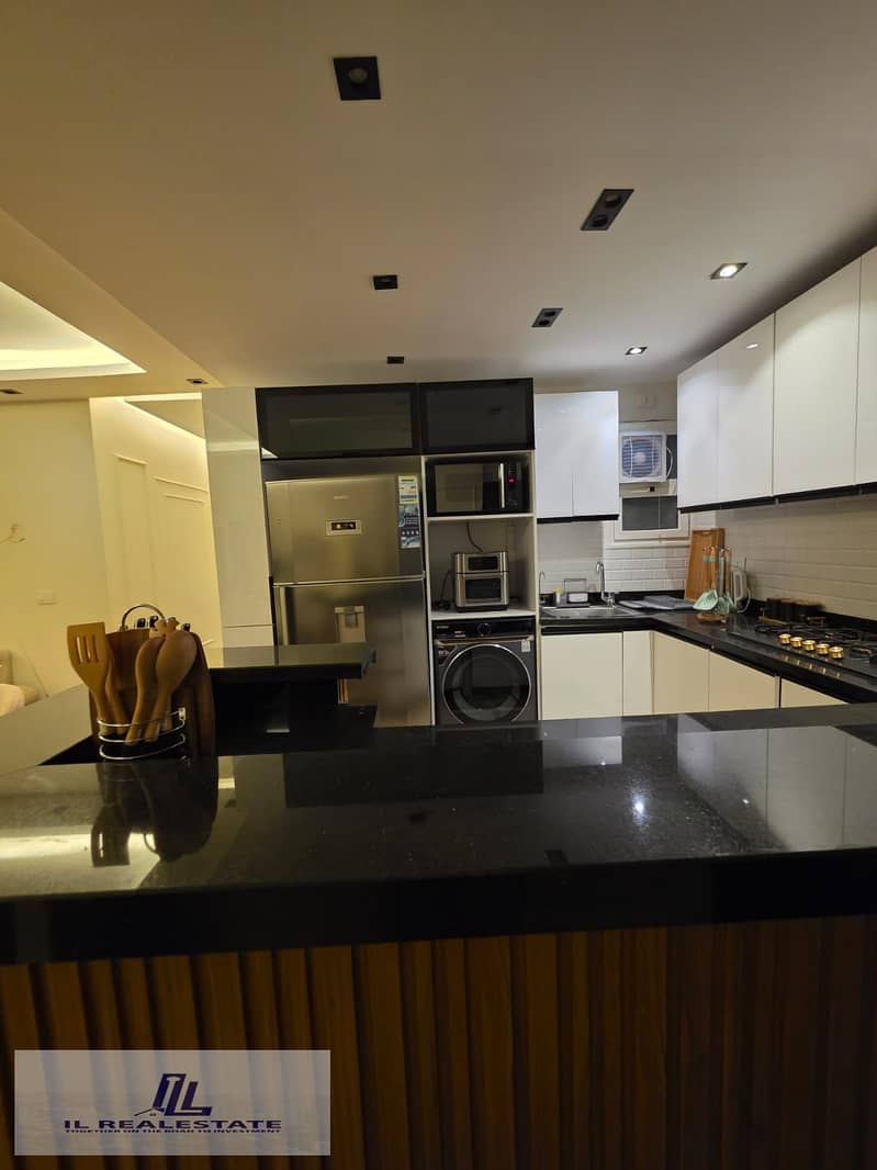 14 954dd1fb-2324-414c-a471-a4bc1e287406. jpg