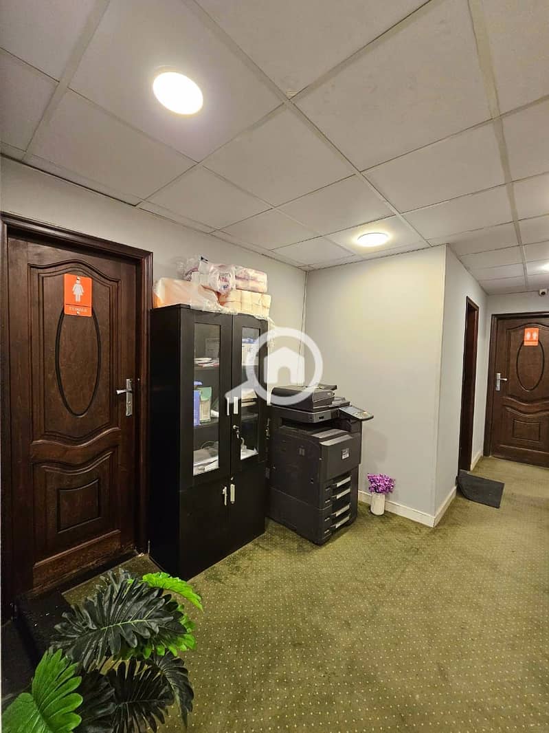 5 ce27a317-8f33-4aac-8a6c-c52c597d1f9e. jpeg