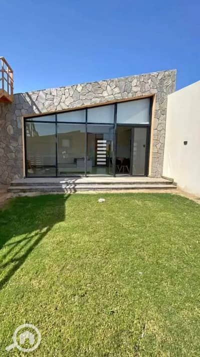 2 Bedroom Villa for Sale in Soma Bay, Red Sea - 469879242_1293075608507007_2780869946920897413_n. jpg 2 Bedroom Villa for Sale in Soma Bay, Red Sea - 469879242_1293075608507007_2780869946920897413_n. jpg