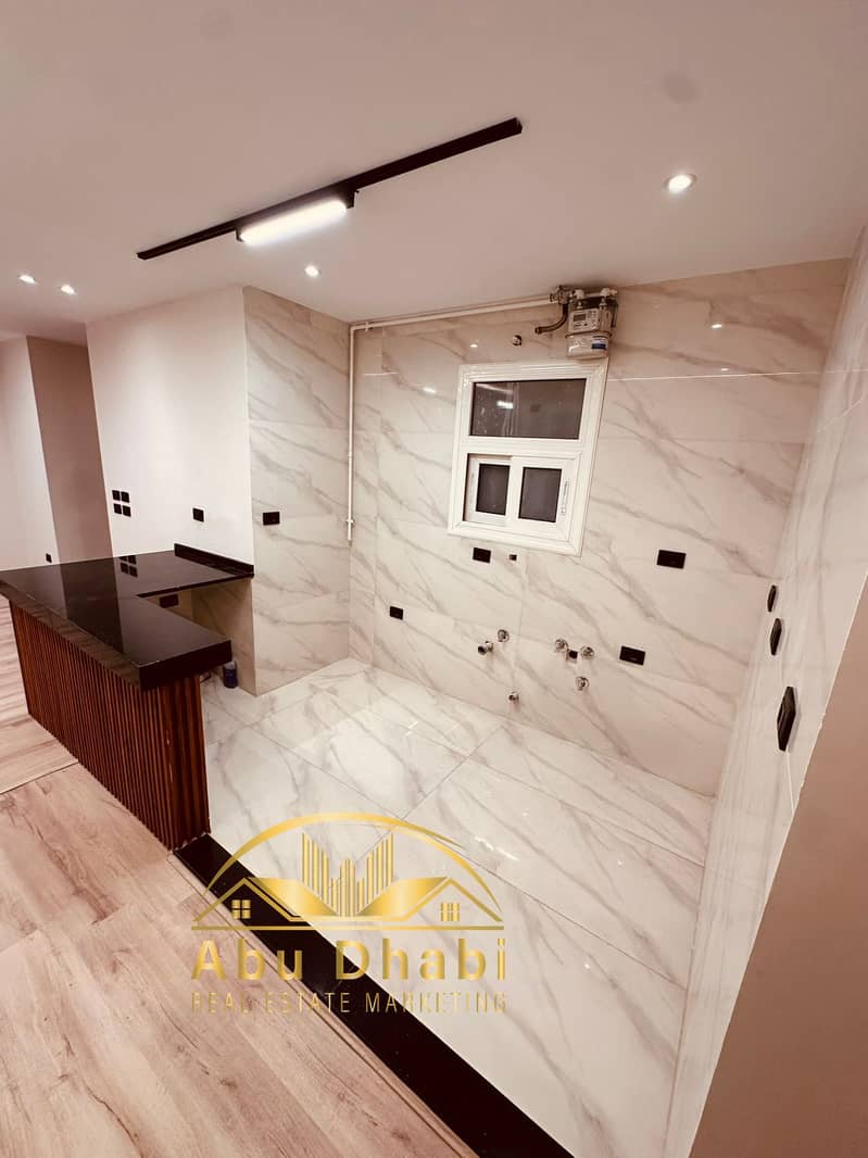 6 1ddb952f-56d2-4b6a-8766-d9e99b153ea9. jpg