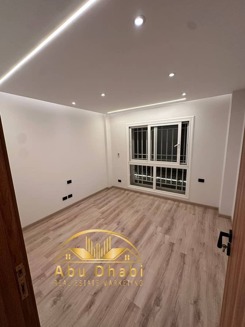 13 1ff059f1-dc9f-4510-8d8c-0ed025f60a7c. jpg