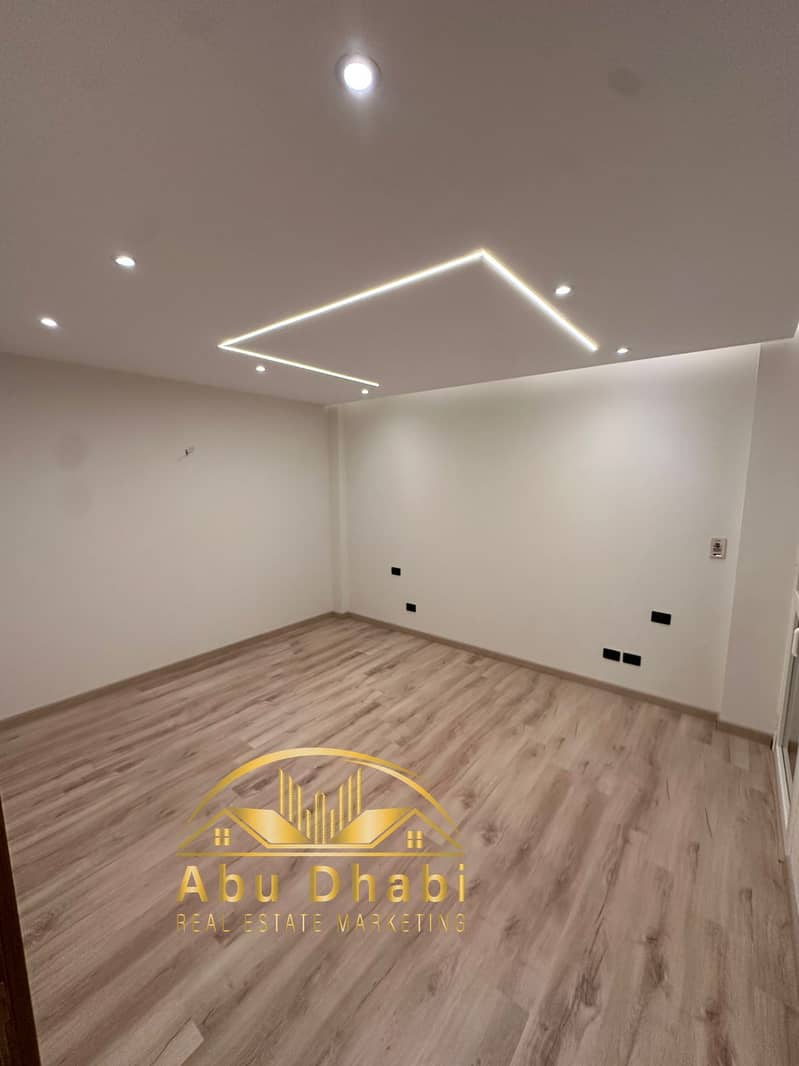 16 051c524a-4588-47d3-95c9-f5e86377aafa. jpg