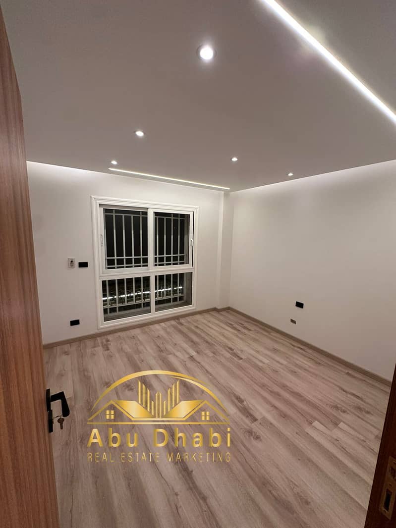 17 84b174d1-48b9-4706-8adc-d855bbb8c4c4. jpg