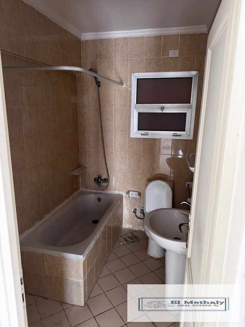 4 WhatsApp Image 2025-10-24 at 6.56. 55 PM (4). jpeg