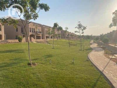 6 Bedroom Townhouse for Sale in Mostakbal City, Cairo - fca59947-2a46-4821-b4ba-c13dc9274181. jpg
