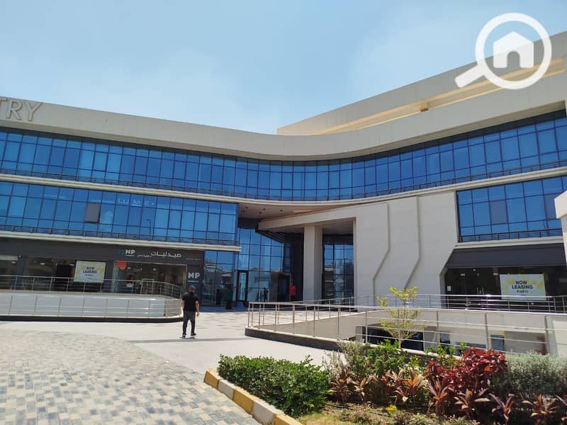 6 05fcc835-571a-4cc0-9c10-1ad209b872b3. jpg