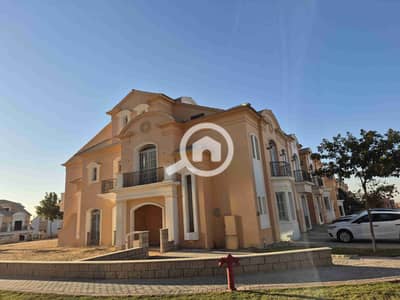 3 Bedroom Townhouse for Sale in New Cairo, Cairo - IMG-20250916-WA0027(2). jpg 3 Bedroom Townhouse for Sale in New Cairo, Cairo - IMG-20250916-WA0027(2). jpg