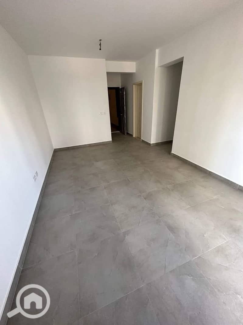 7 ee4c4492-f5fe-4b90-82ed-a1edcb75cb60. jpg