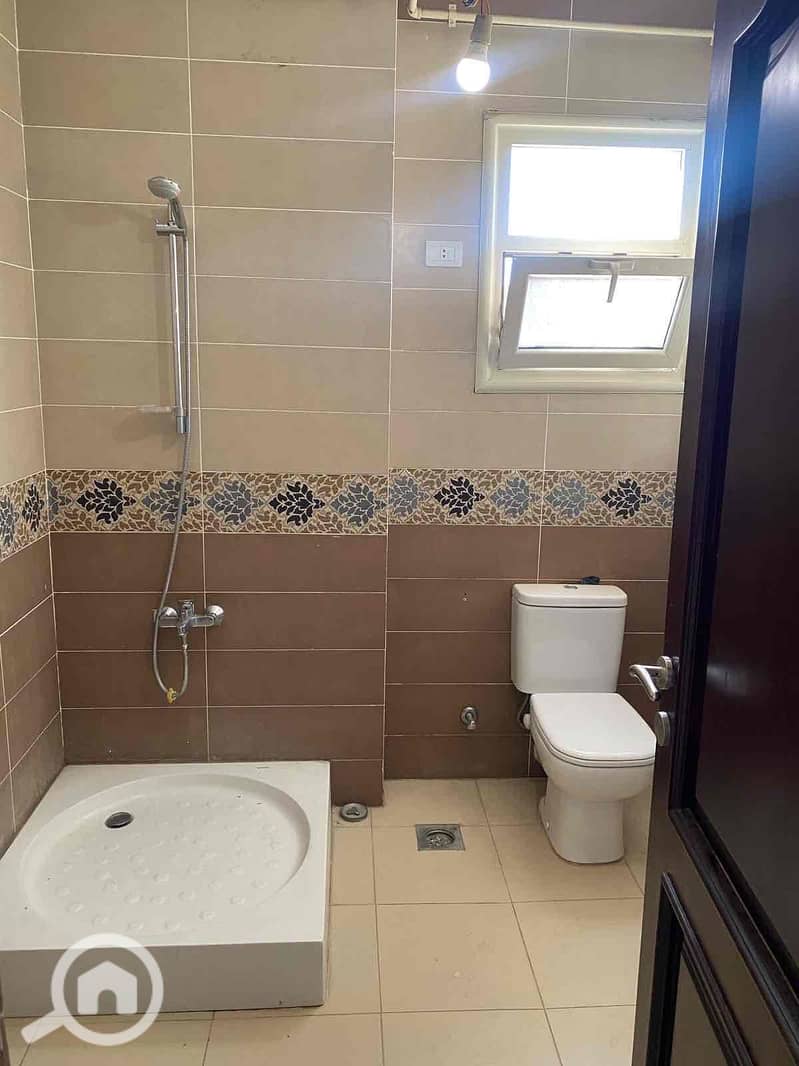 4 292ef583-ad11-4d56-a8d9-b50bf8430887. jpg