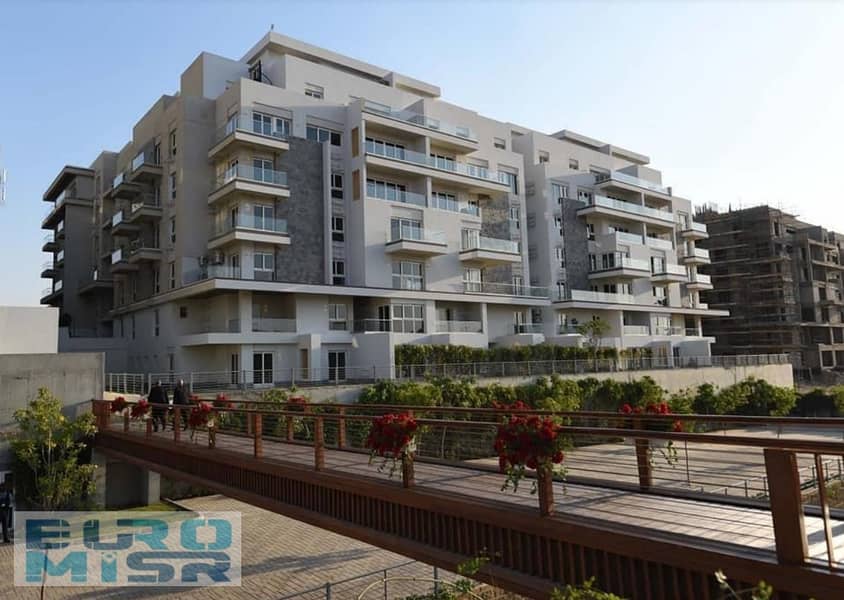 10 6598eae7-c7f3-463c-a716-7929f0dc42a2. jpeg