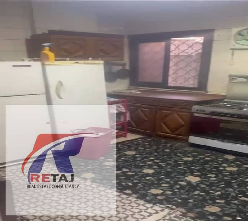 10 ea18e78b-3dc4-40f6-8f7c-290a635bfc97. jpg