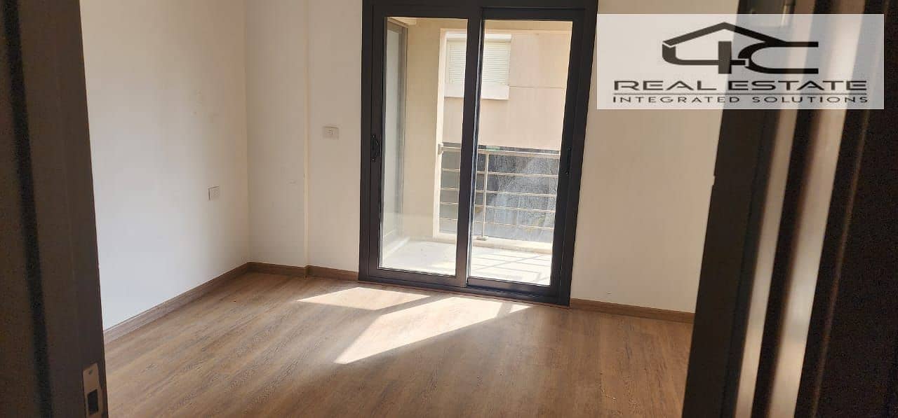 5 WhatsApp Image 2025-10-23 at 03.47. 16 (2). jpeg