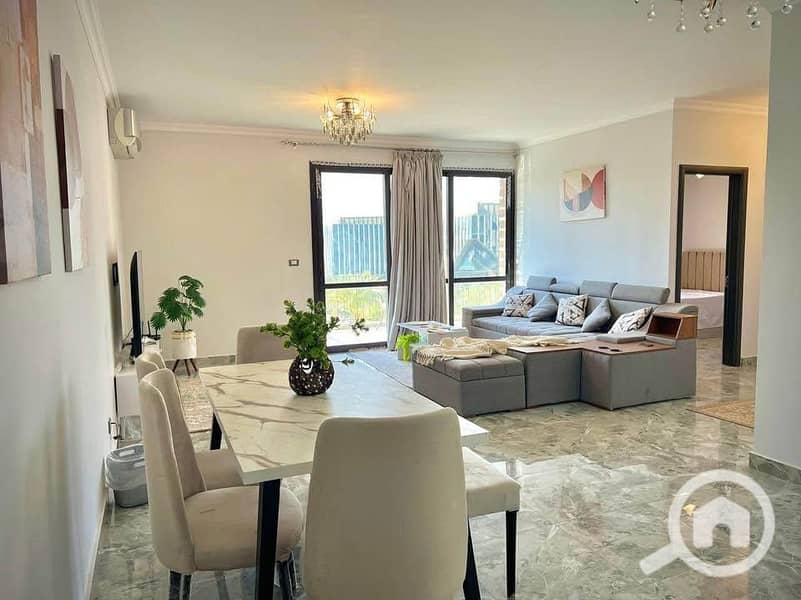 8 566263464_846034701186475_6940642490101690288_n. jpg