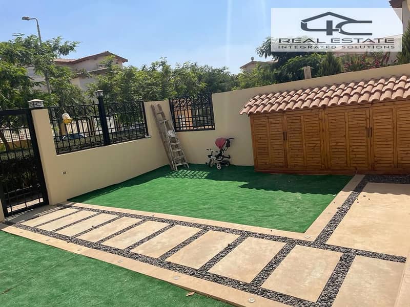 6 WhatsApp Image 2025-10-24 at 10.44. 49 (1). jpeg