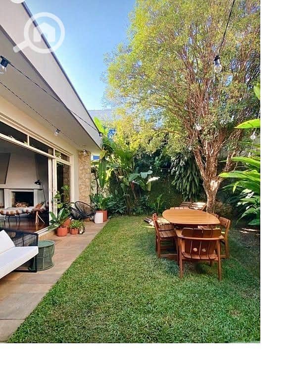 2 556101789_827423746901227_8097752967435593354_n. jpg