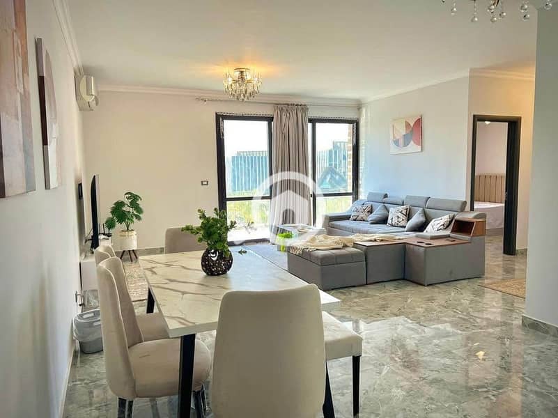 8 566263464_846034701186475_6940642490101690288_n. jpg