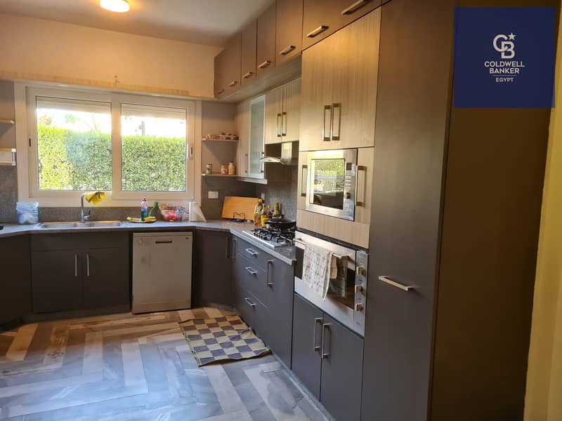 8 fc9dd661-2fbc-42ea-ab27-ae2ce8f5c3e6. jpeg